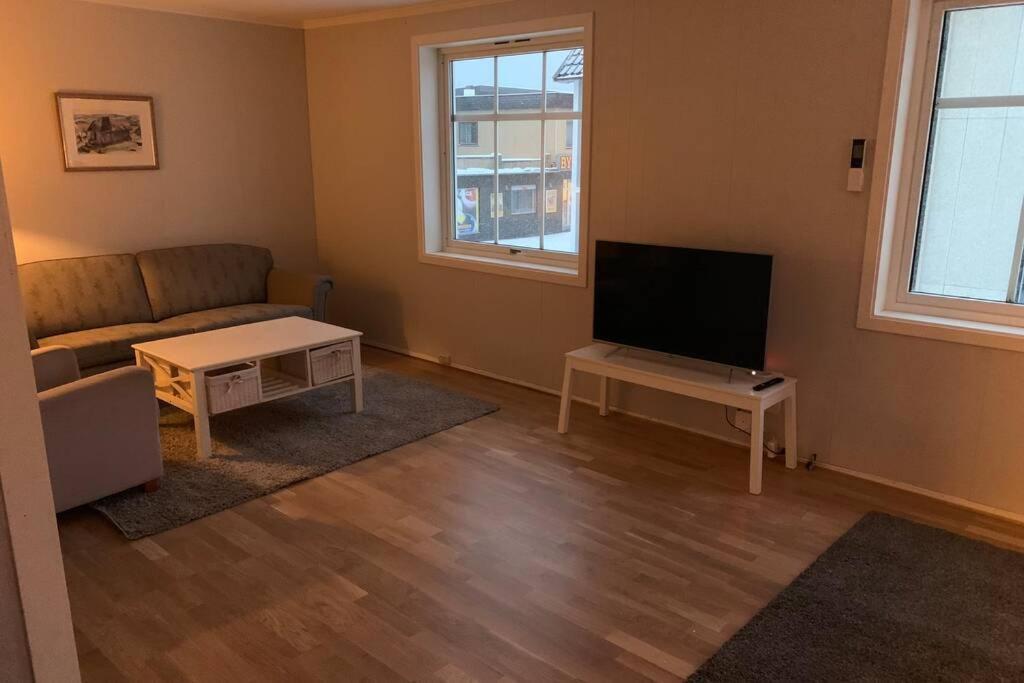 Ferienwohnung Koselig Hus I Havna Svolvær Exterior foto