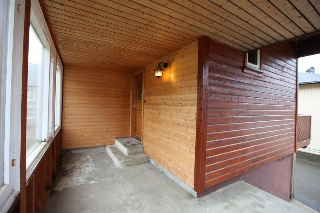 Ferienwohnung Koselig Hus I Havna Svolvær Exterior foto